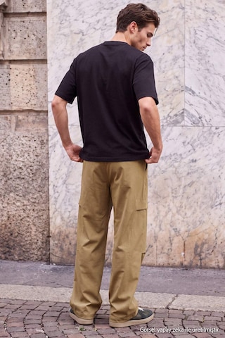 T-Shirt Trendyol en noir