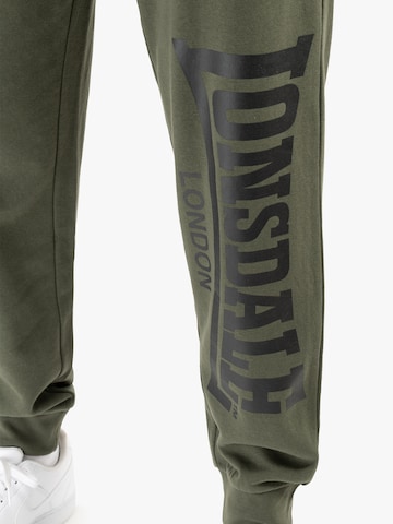 Effilé Pantalon LONSDALE en vert