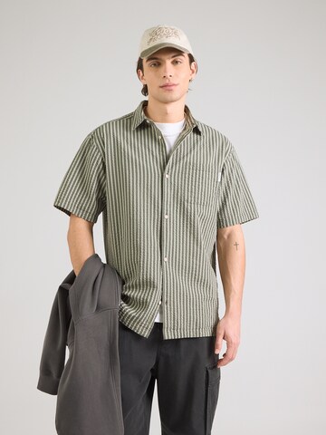 Coupe regular Chemise 'Seekah' Iriedaily en vert : devant