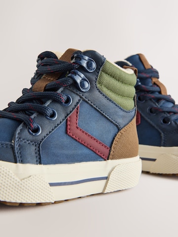 Next Boot in Blue