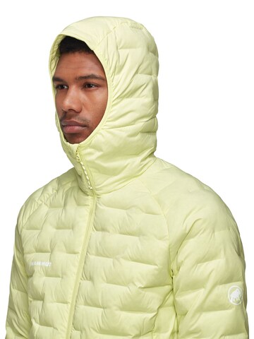 MAMMUT Outdoor jacket in Yellow