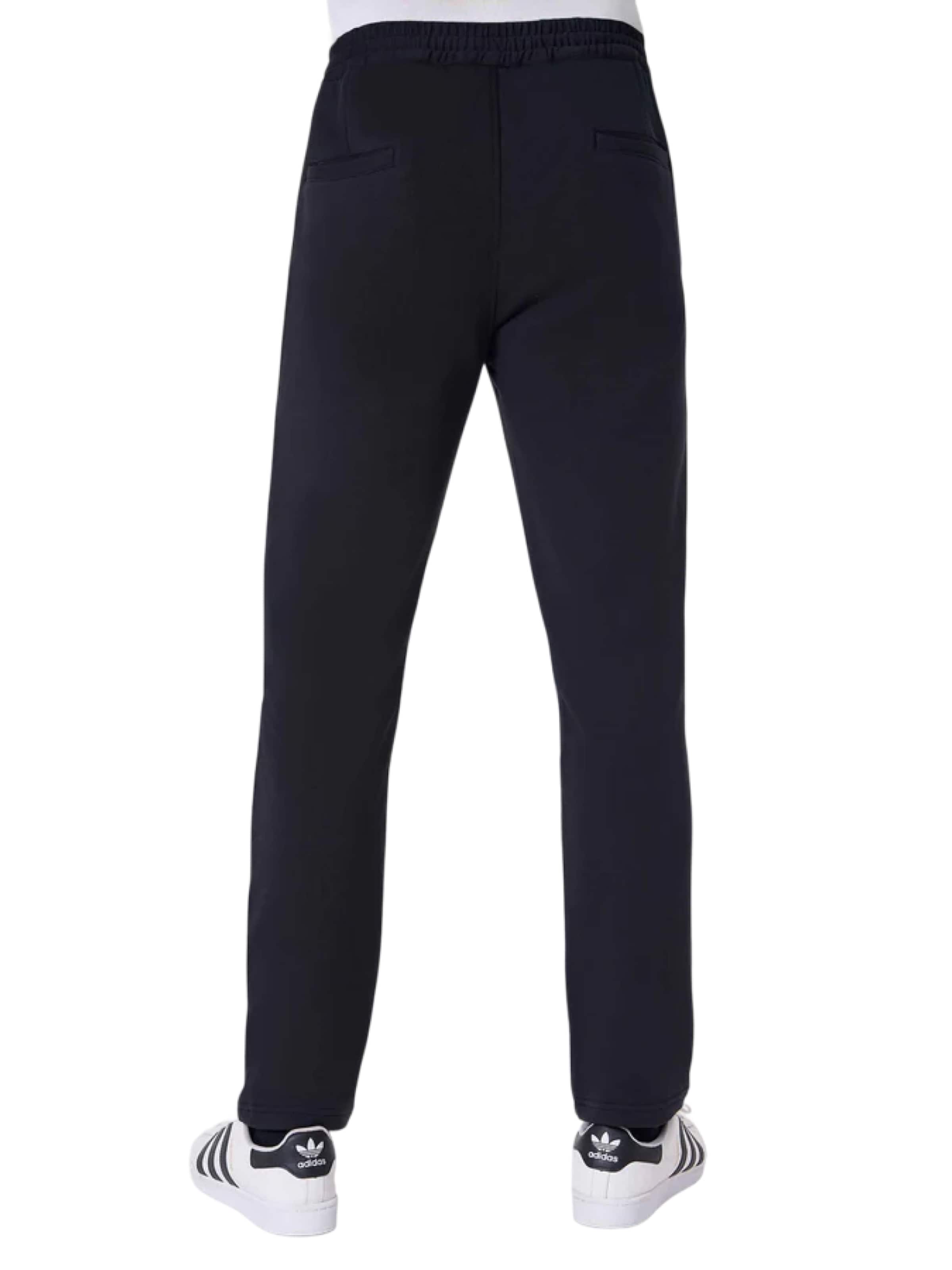 UNIQVIBE Slimfit Hose in Schwarz