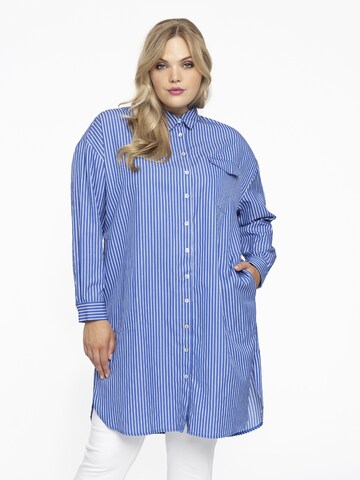 Robe-chemise Yoek en bleu : devant