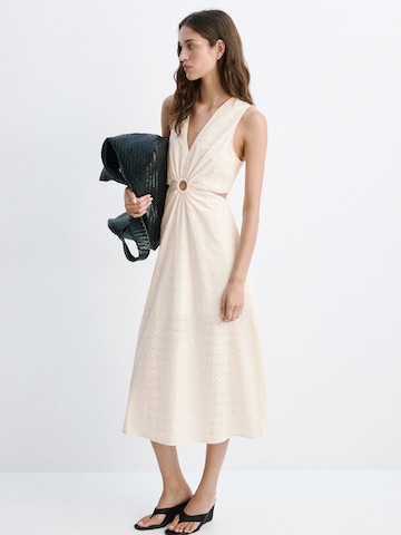 MANGO Mekko 'Flor' värissä beige