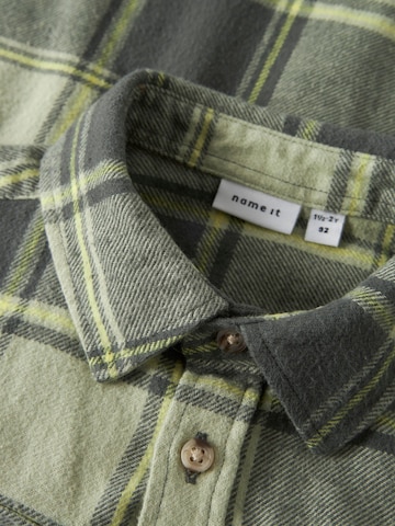 NAME IT - Ajuste confortable Camisa en gris