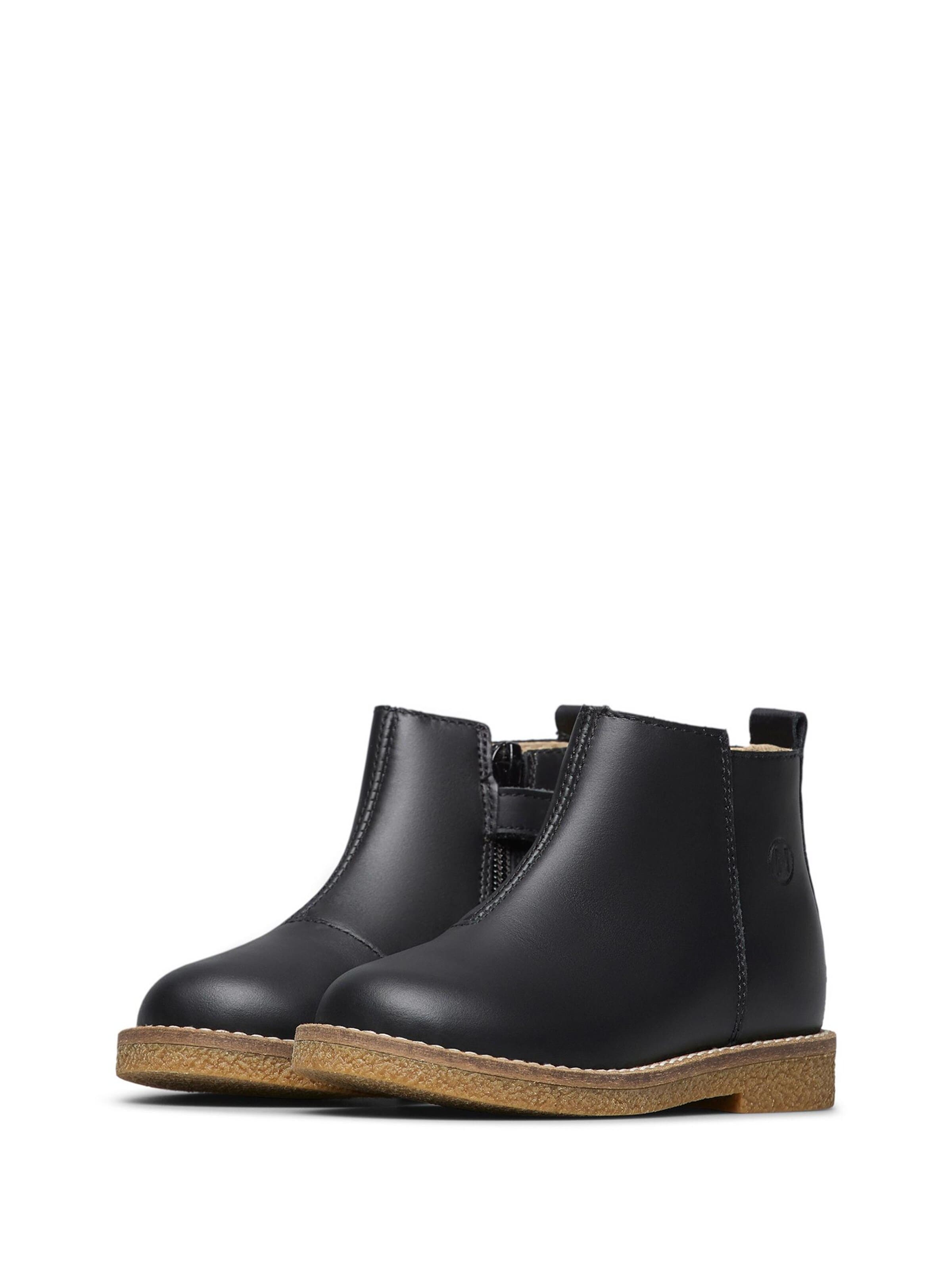 NATURINO Stiefel 'DASIE' in Schwarz