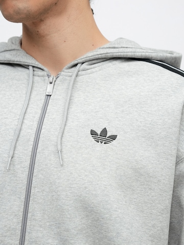 ADIDAS ORIGINALS Ζακέτα φούτερ 'Adicolor' σε γκρι