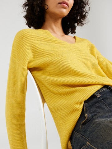 VERO MODA Sweter 'Lefile' w kolorze żółty
