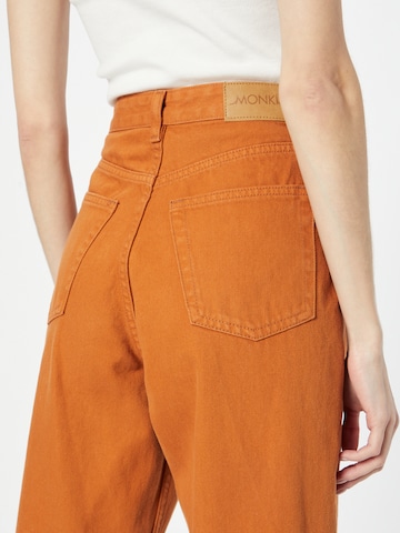 Monki Regular Jeans in Orange