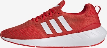 ADIDAS ORIGINALS Sneaker low 'Swift Run 22' i rød: forside