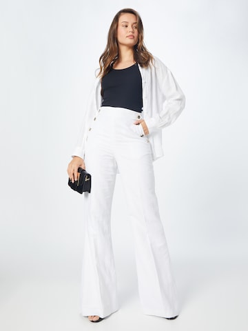 Karen Millen Bootcut Pressveckad byxa i vit