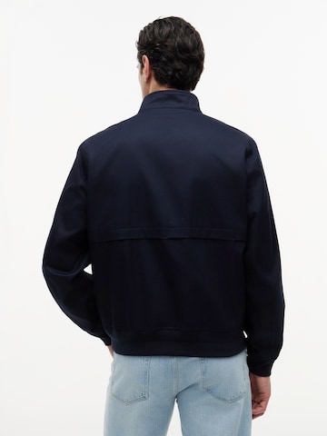 TOMMY HILFIGER Преходно яке 'CLASSIC' в синьо