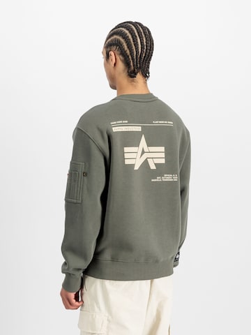 ALPHA INDUSTRIES Μπλούζα φούτερ 'Label' σε πράσινο