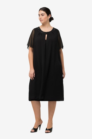 Robe Ulla Popken en noir : devant