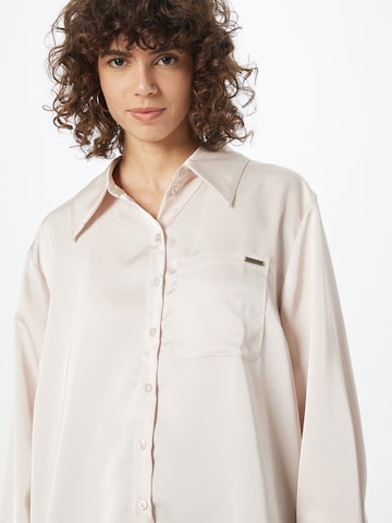 Camicia da donna di Colourful Rebel in bianco