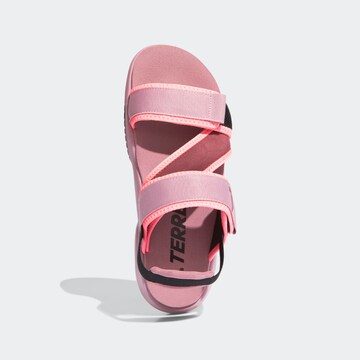 Sandales 'Sumra' ADIDAS TERREX en rose