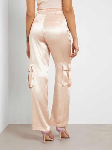 GUESS Loose fit Cargo Pants in Pink