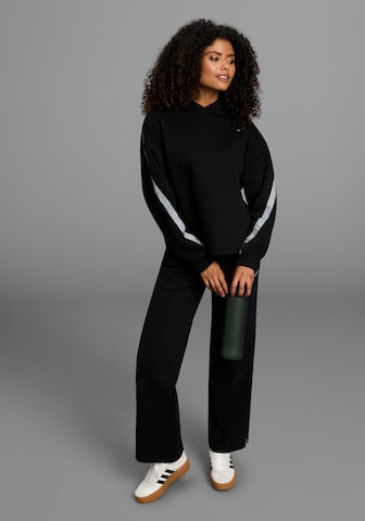 FAYN SPORTS Regular Workout Pants in Black
