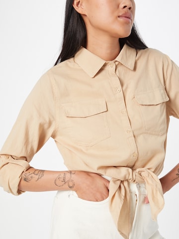 Hailys Blouse 'Dina' in Beige