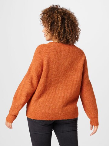 Selected Femme Curve Strickjacke in Orange