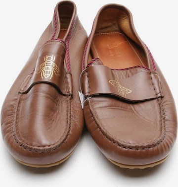 Gucci Flats & Loafers in 45 in Brown