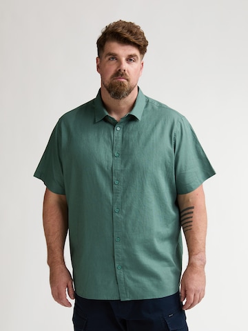 Fit confort Chemise Petrol Industries en vert : devant