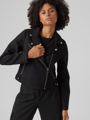 juoda VERO MODA Demisezoninė striukė 'POP'