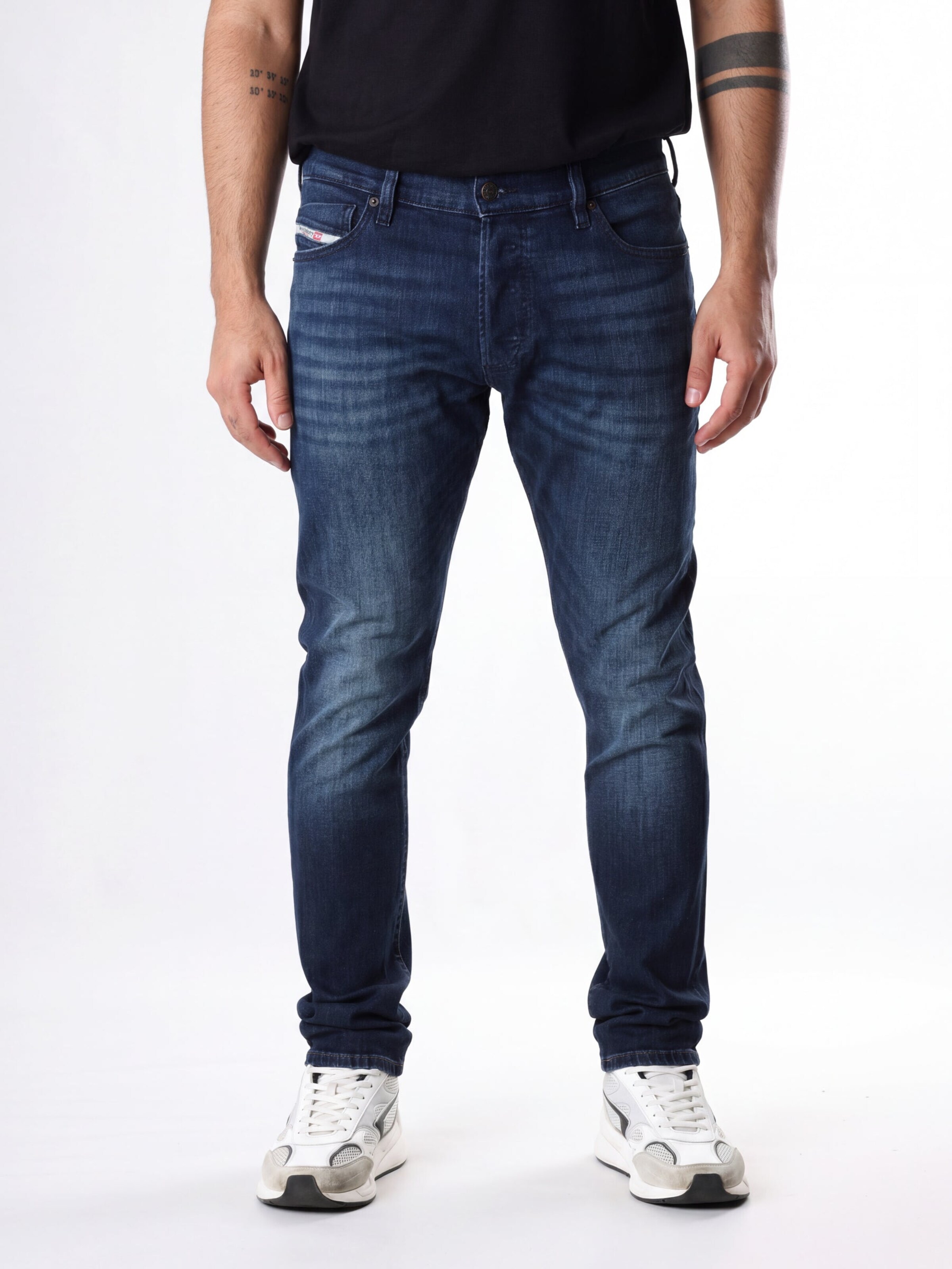 DIESEL Skinny Jeans 'TEPPHAR-X' in Blauw: voorkant