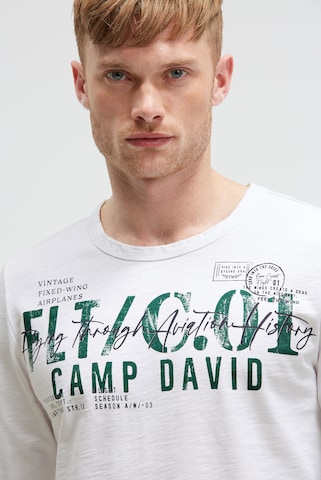 CAMP DAVID Shirt in White: front