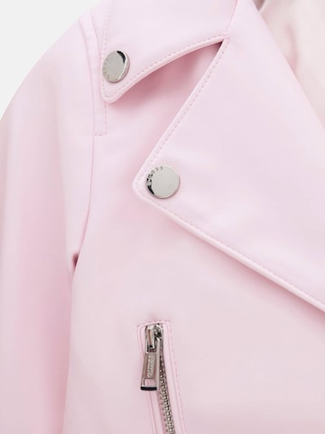 GUESS Between-Season Jacket in Pink