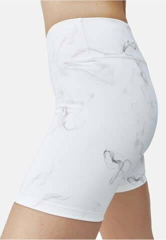 Born Living Yoga Skinny Hose 'Helio' in Beige