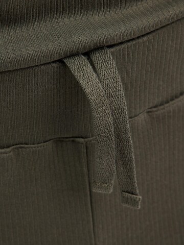 FALKE Regular Sporthose 'Casual'‌‌‌ in Grün