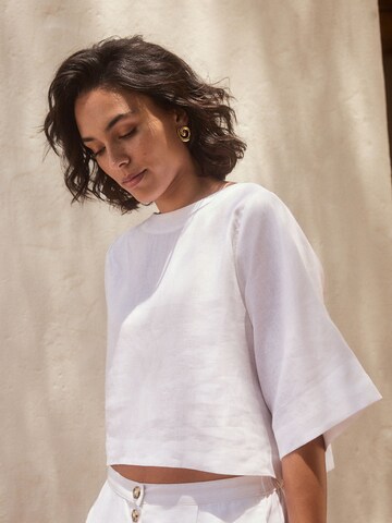 Next Shirt in White: front