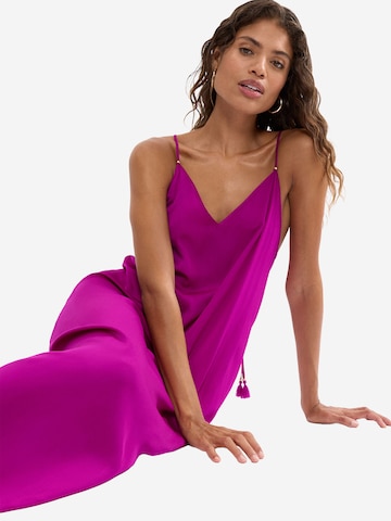 TRIUMPH Strandjurk ' Red Label Satin Summer ' in Lila