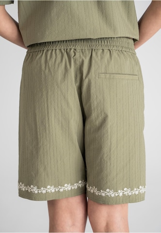 Prohibited Loosefit Broek in Groen