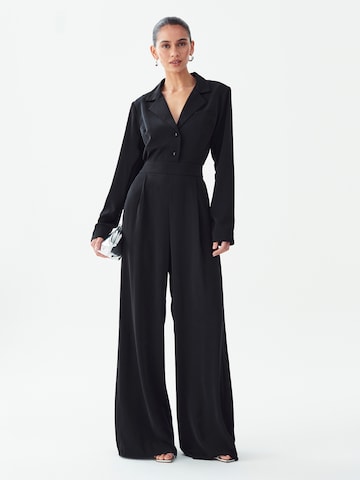 Tuta jumpsuit 'THALIA' di Willa in nero