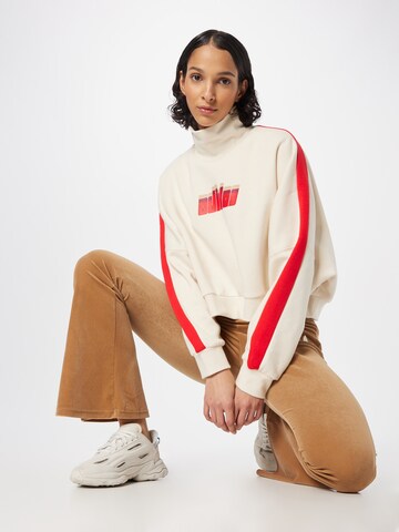 Felpa 'Ski Chic' di ADIDAS ORIGINALS in beige