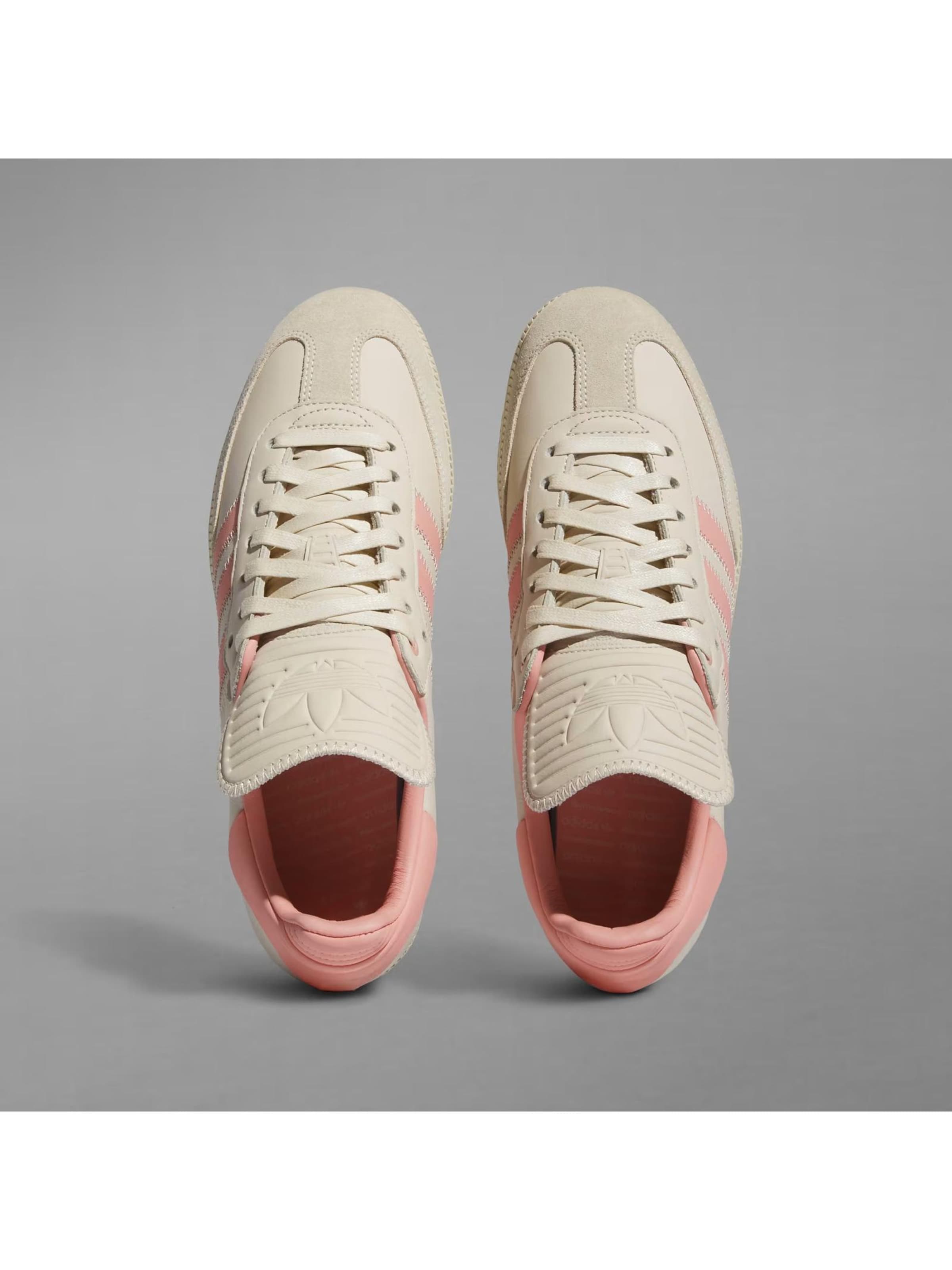 ADIDAS Sports shoe in Beige