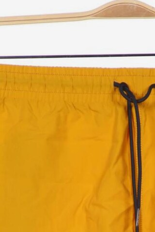 NAPAPIJRI Shorts in 34 in Yellow