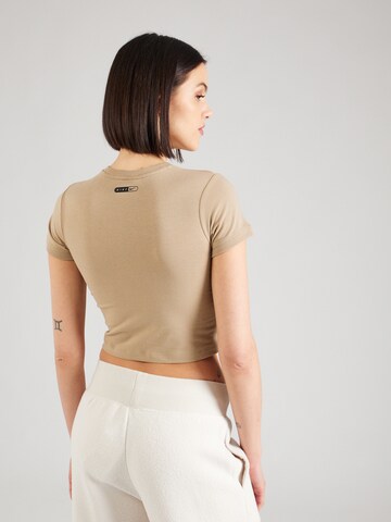 T-shirt Nike Sportswear en beige