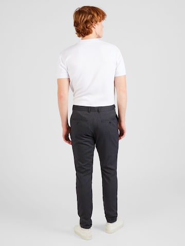 Matinique Tapered Chino 'Liam' in Blauw