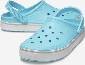 Crocs Clogs 'Off Court' in Blau