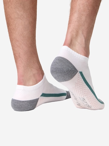 Nur Die Socks in White