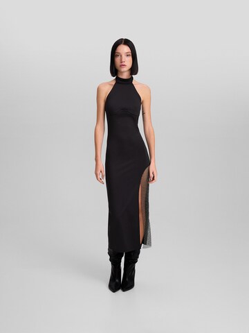 Rochie de seară de la Bershka pe negru