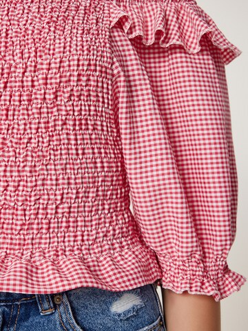 Happiness İstanbul Blus i rosa