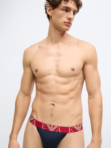 Slip de la Emporio Armani pe albastru