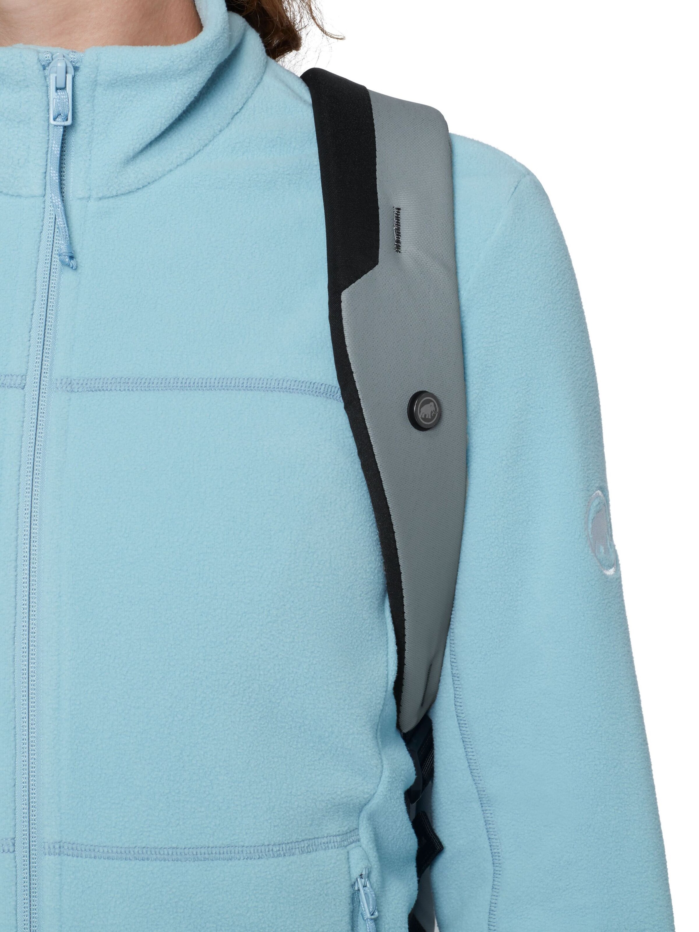 MAMMUT Backpack in Grey