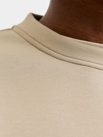 JACK & JONES Sweatshirt in Beige