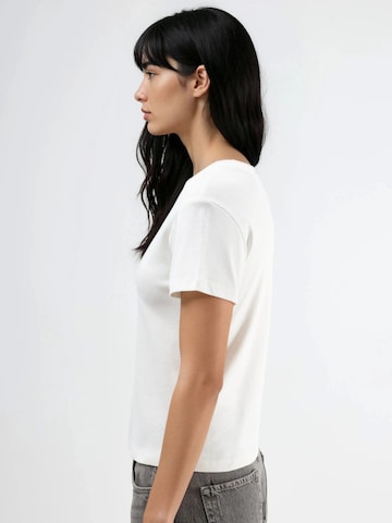 T-shirt Busem en blanc