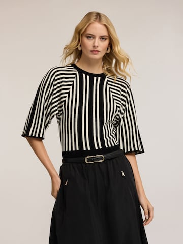 MOTIVI Sweater in Black